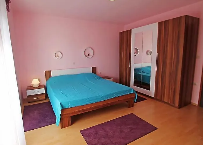 11381a Apartament *